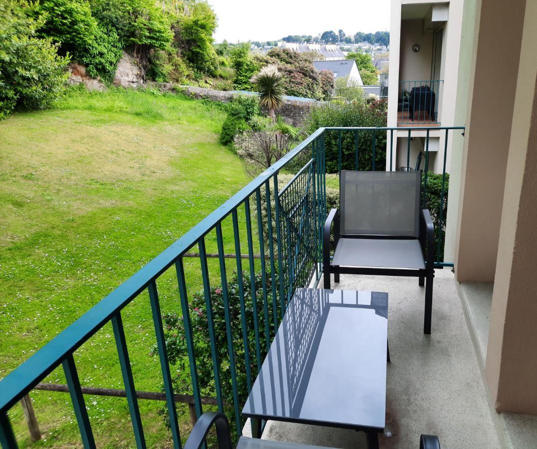 La Poterie - Appartement Avec Balcon Et Parking Prive Quimper Exterior photo