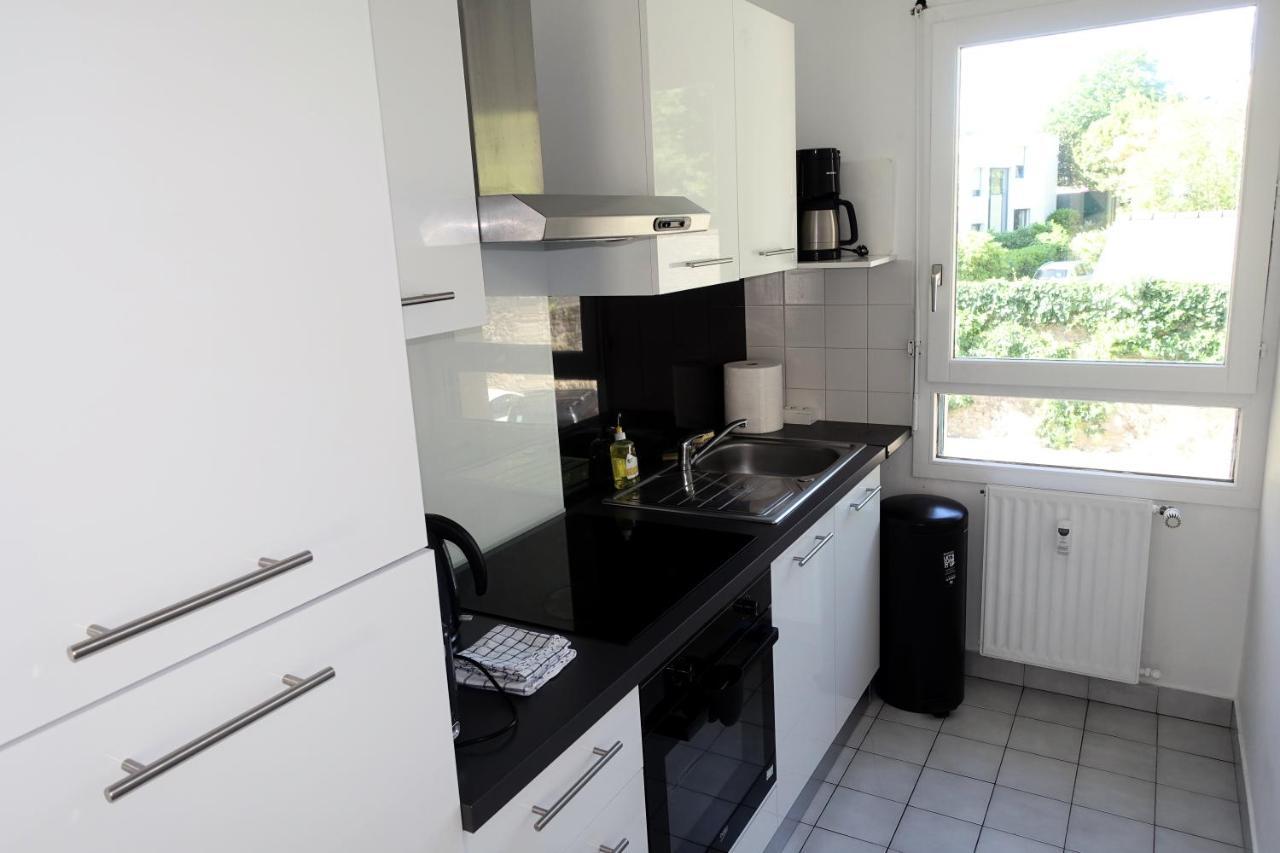 La Poterie - Appartement Avec Balcon Et Parking Prive Quimper Exterior photo
